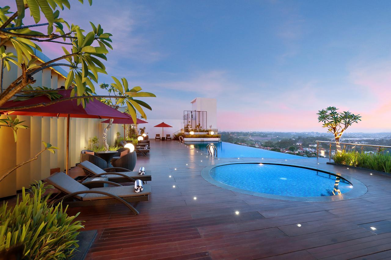 Hotel Ciputra Cibubur Managed By Swiss-Belhotel International Exterior photo