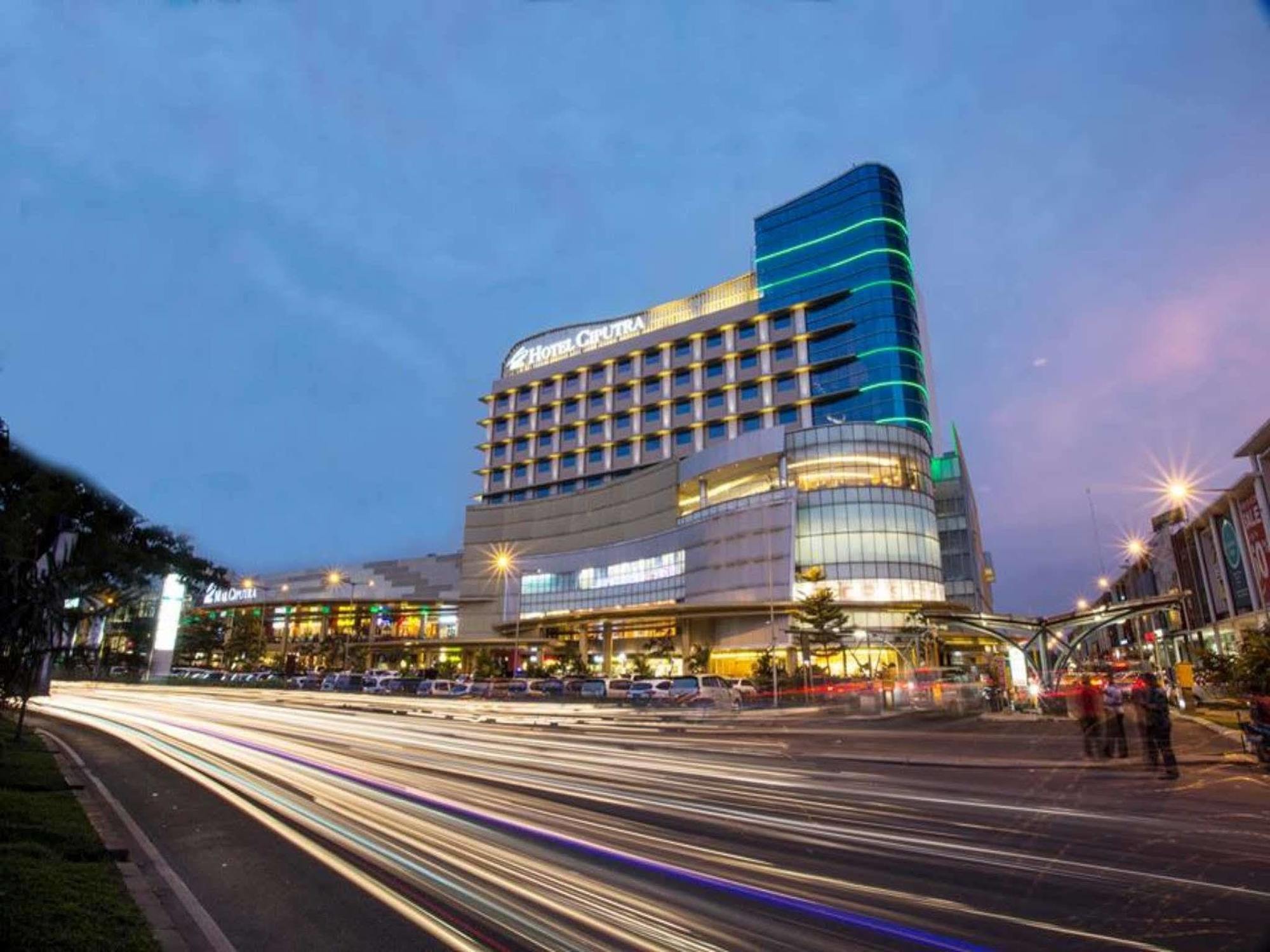 Hotel Ciputra Cibubur Managed By Swiss-Belhotel International Exterior photo
